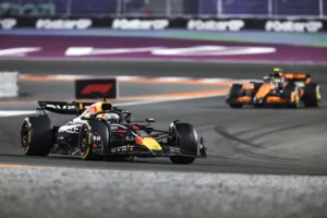 In Qatar vince Verstappen, secondo Leclerc