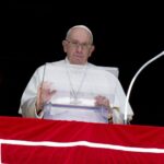 Papa Francesco “Preghiamo per la pace, la guerra è una sconfitta”