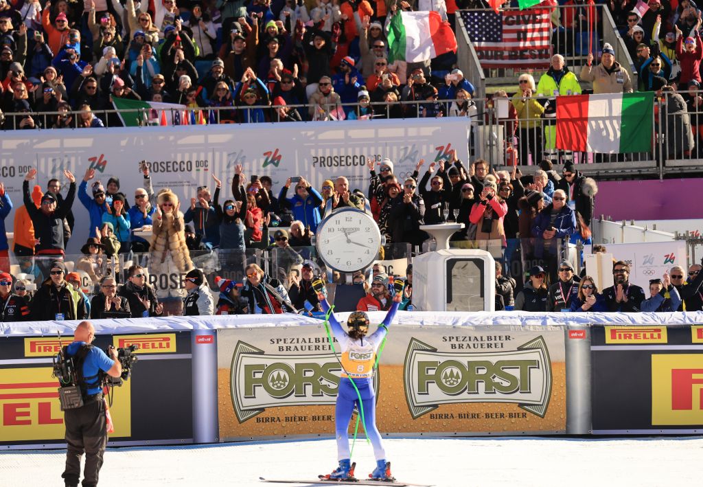 Brignone vince il Super G a Cortina e domina la classifica generale”