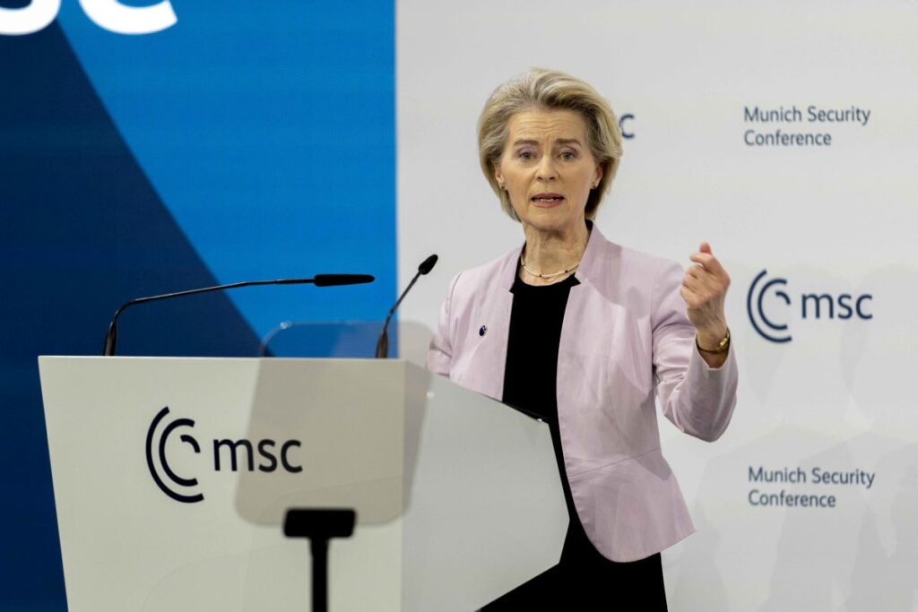 Ue, Von der Leyen “La spesa per la difesa deve aumentare”