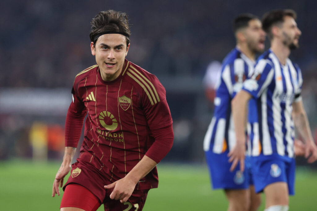 Dybala trascina la Roma agli ottavi, battuto 3-2 il Porto