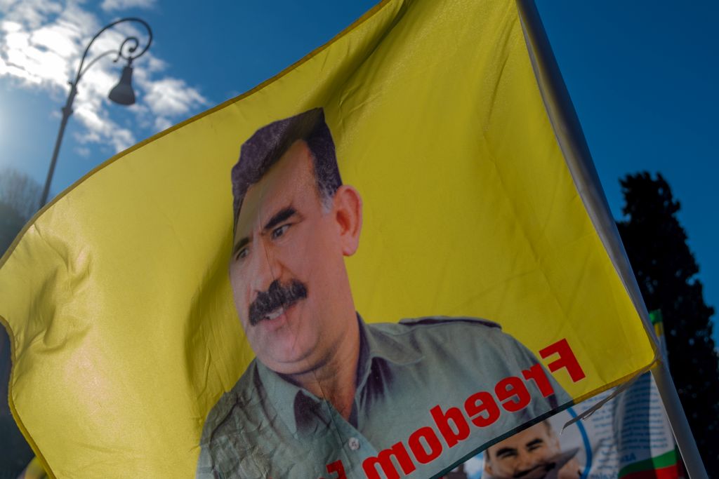 Turchia, Ocalan invita il PKK a deporre le armi