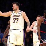 Lakers vincono derby coi Clippers, Boston torna a sorridere