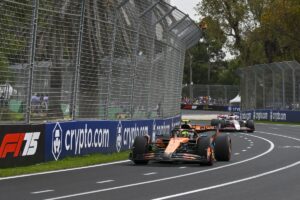 Pole Norris in Australia, le due Ferrari in quarta fila