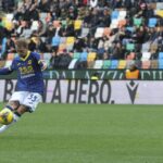 Il Verona vince a Udine, decide una punizione di Duda