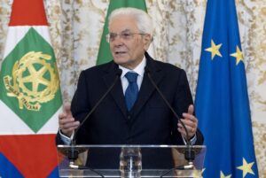 Mattarella “Sanità fondamentale, contrastare le aggressioni”